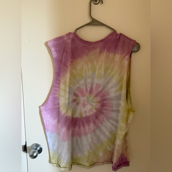 Melissa Etheridge Tie-Dye Tank Top - Picture 4 of 4